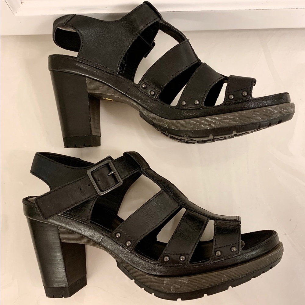Dr Martens Vanessa Real Leather Heeled Sandal 10